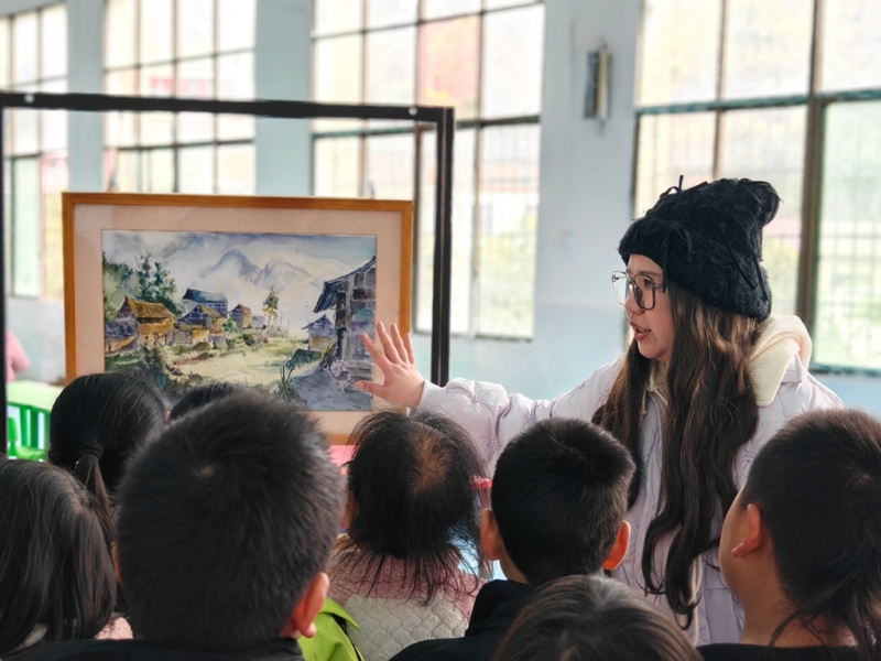 工作室到常寧鹽湖中心學(xué)校開展美育浸潤實(shí)踐活動(dòng) (2).jpg