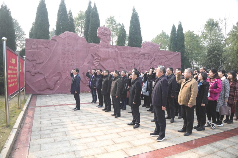 我校機(jī)關(guān)各黨支部開展主題黨日活動