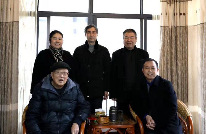 衡陽幼高專開展春節(jié)前走訪慰問活動(dòng)