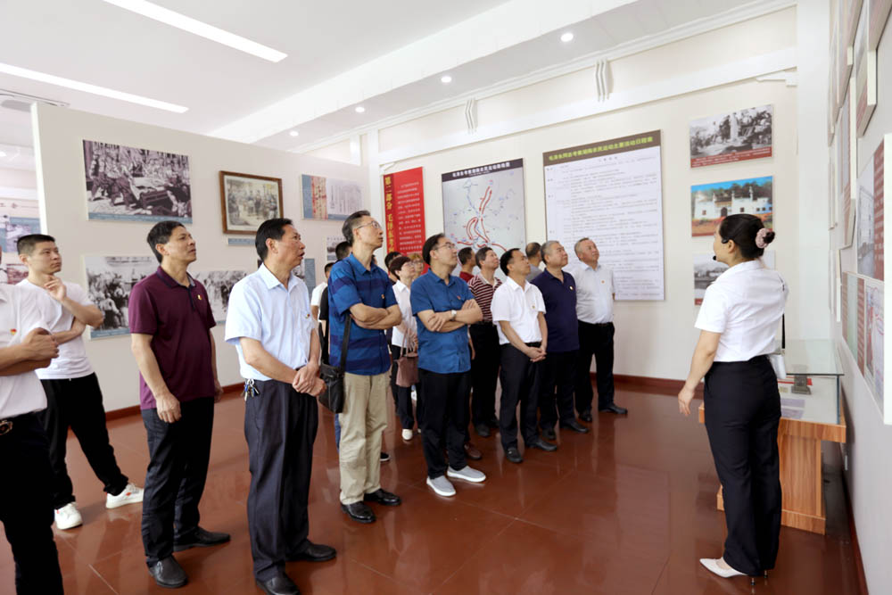 衡陽幼高專機關(guān)一、二、三支部開展“學(xué)史崇德 傳承紅色精神”黨史宣講活動