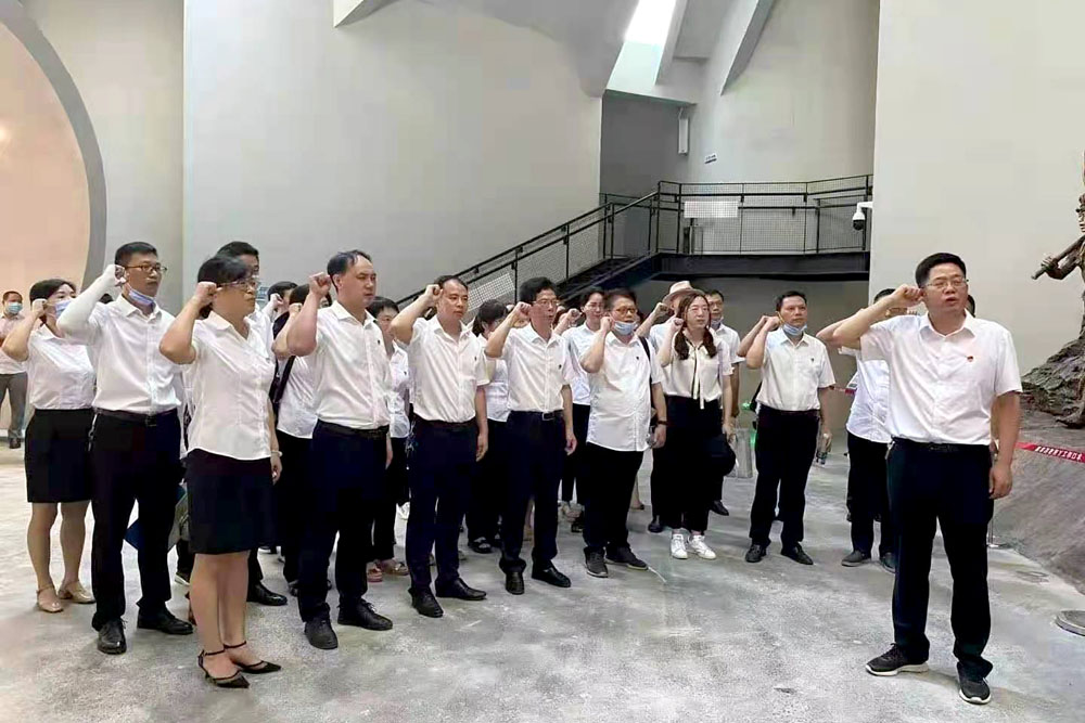 重溫崢嶸歲月，堅(jiān)定初心使命——衡陽幼高專耒陽學(xué)院黨總支開展主題黨日活動(dòng)