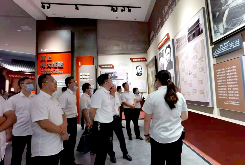 重溫崢嶸歲月，堅(jiān)定初心使命——衡陽幼高專耒陽學(xué)院黨總支開展主題黨日活動(dòng)