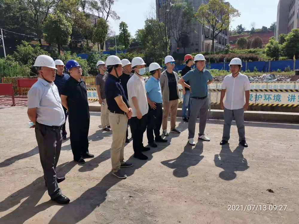 湖南省教育廳發(fā)展規(guī)劃處副處長汪忠明一行來校檢查指導(dǎo)工作