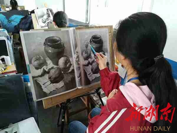 【新湖南】衡陽幼兒師范高等?？茖W(xué)校藝術(shù)教育學(xué)院：“復(fù)合型”藝術(shù)教育師資的殿堂