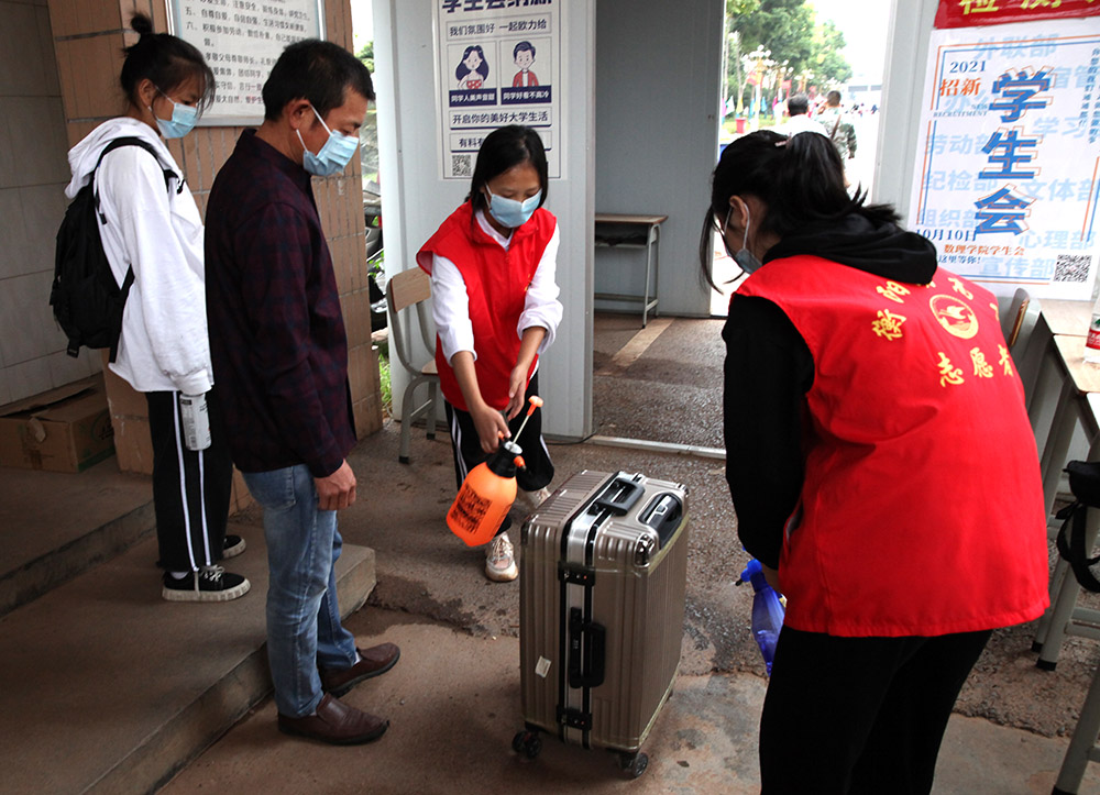 金秋十月，溫情迎新——衡陽幼高專喜迎2021級高招大專新生