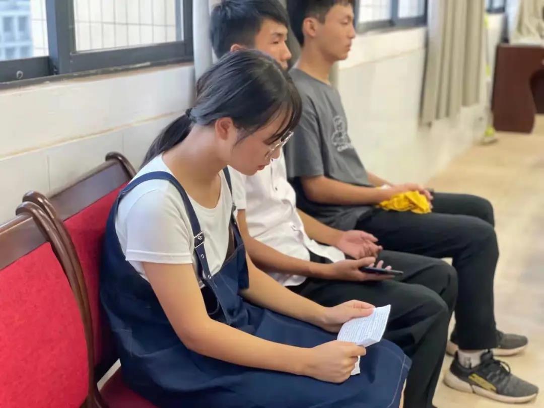 愛我國(guó)防，愛我中華！