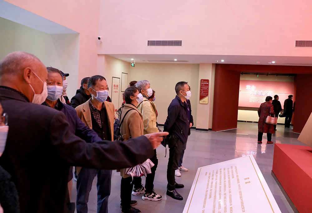 老驥伏櫪寫春秋，不忘初心話重陽 ——衡陽幼高專舉辦離退休老同志重陽節(jié)聯(lián)誼活動(dòng)