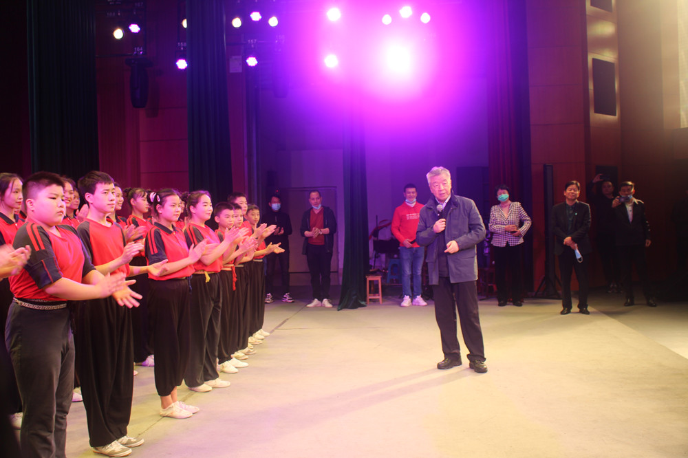 【衡陽日報(bào)】盧展工率全國政協(xié)京昆室調(diào)研組來湘調(diào)研 【衡陽日報(bào)】盧展工率全國政協(xié)京昆室調(diào)研組來湘調(diào)研