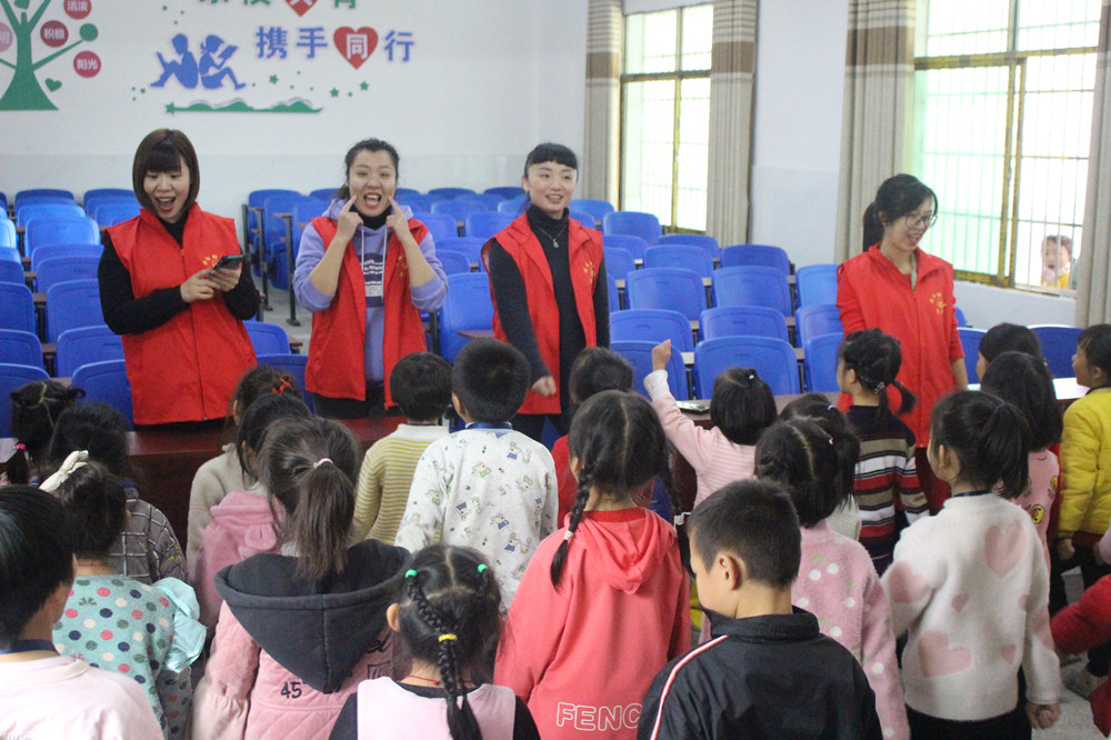 衡陽幼高專附屬藝術(shù)中專開展結(jié)對幫扶支教活動