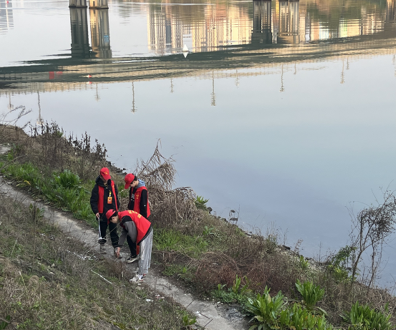 衡陽(yáng)幼高專耒陽(yáng)學(xué)院開(kāi)展學(xué)雷鋒志愿服務(wù)活動(dòng)