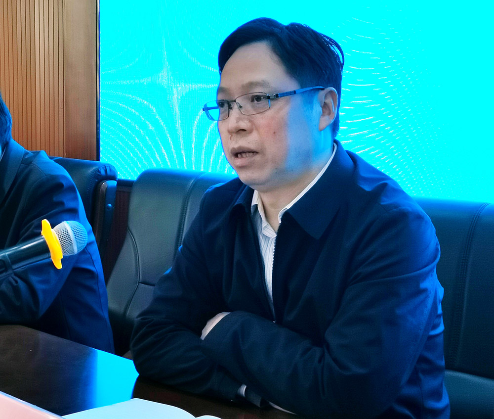 全力以赴，精準(zhǔn)施策，筑牢校園疫情防控安全線