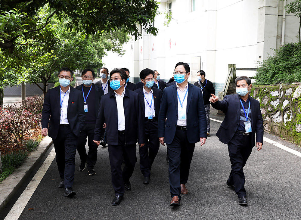 李來清、鄧昌大到耒陽校區(qū)調(diào)研