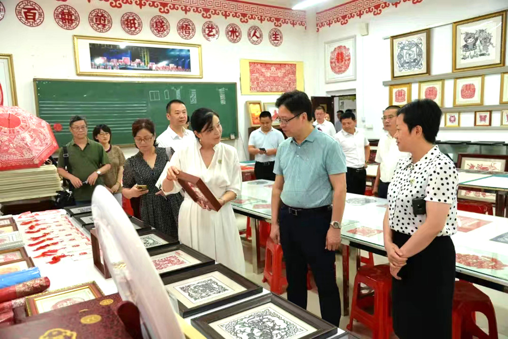 李來清率隊赴湖南一師、銅仁幼?？疾鞂W(xué)習(xí)