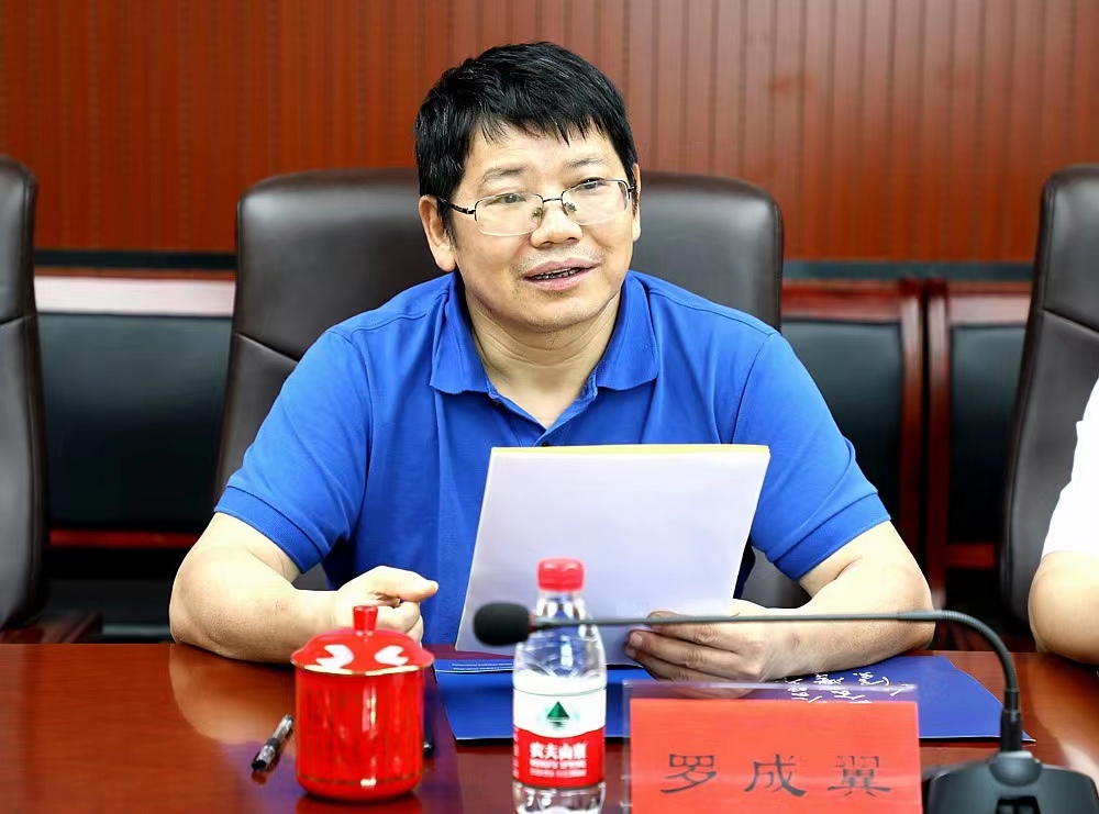 李來清率隊赴湖南一師、銅仁幼?？疾鞂W(xué)習(xí)