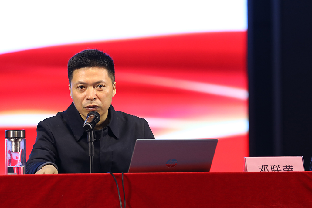 衡陽(yáng)幼兒師范高等?？茖W(xué)校召開學(xué)習(xí)貫徹 黨的二十大精神省委宣講團(tuán)報(bào)告會(huì)