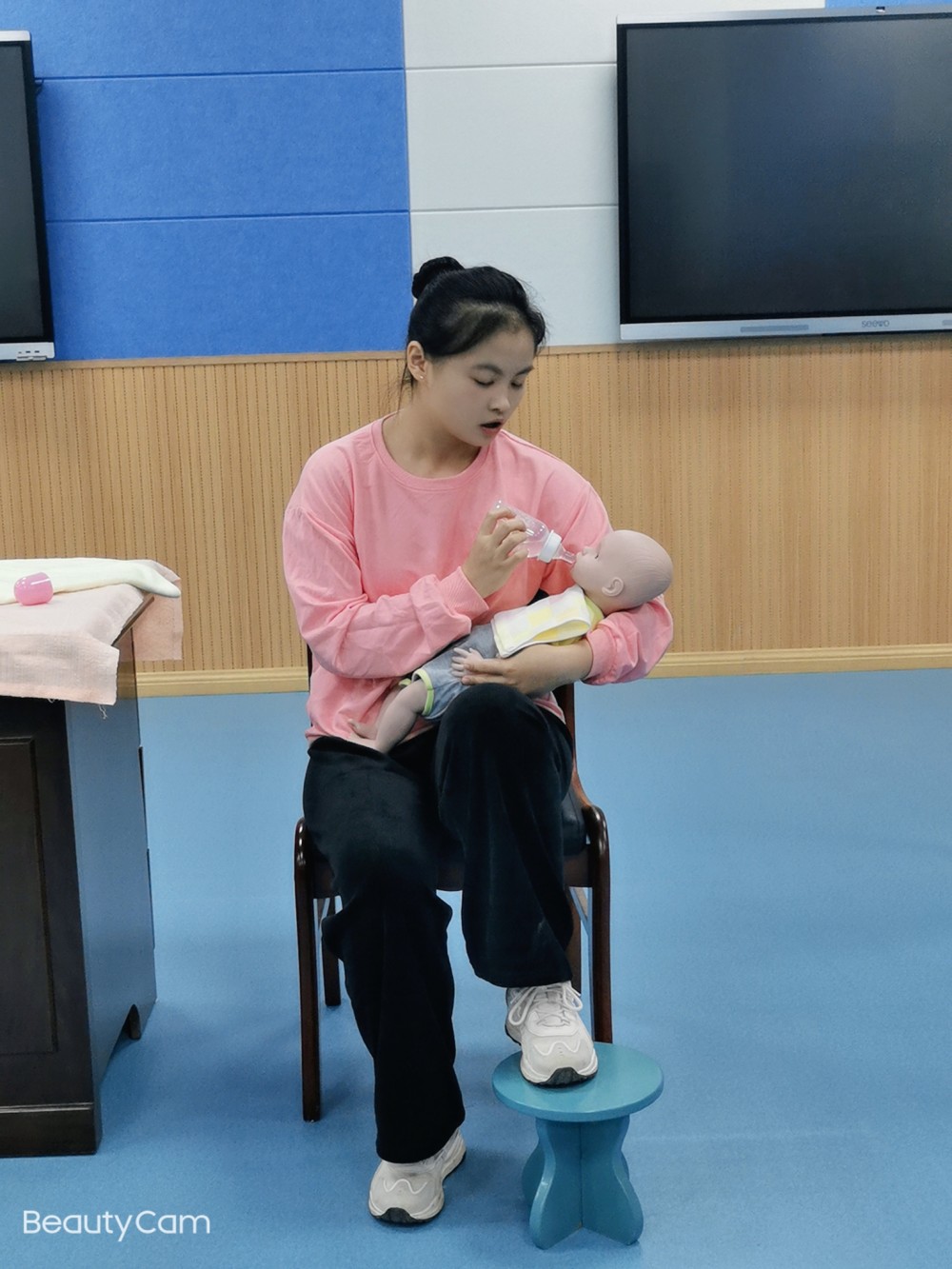 我校學(xué)子在全國(guó)職業(yè)院校早期教育專業(yè)保教技能競(jìng)賽中創(chuàng)佳績(jī)