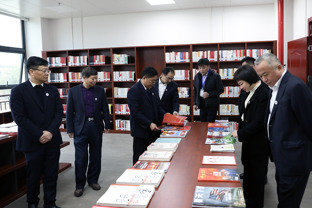 衡陽幼兒師專圖書館全新試開放，迎來首批“客人”