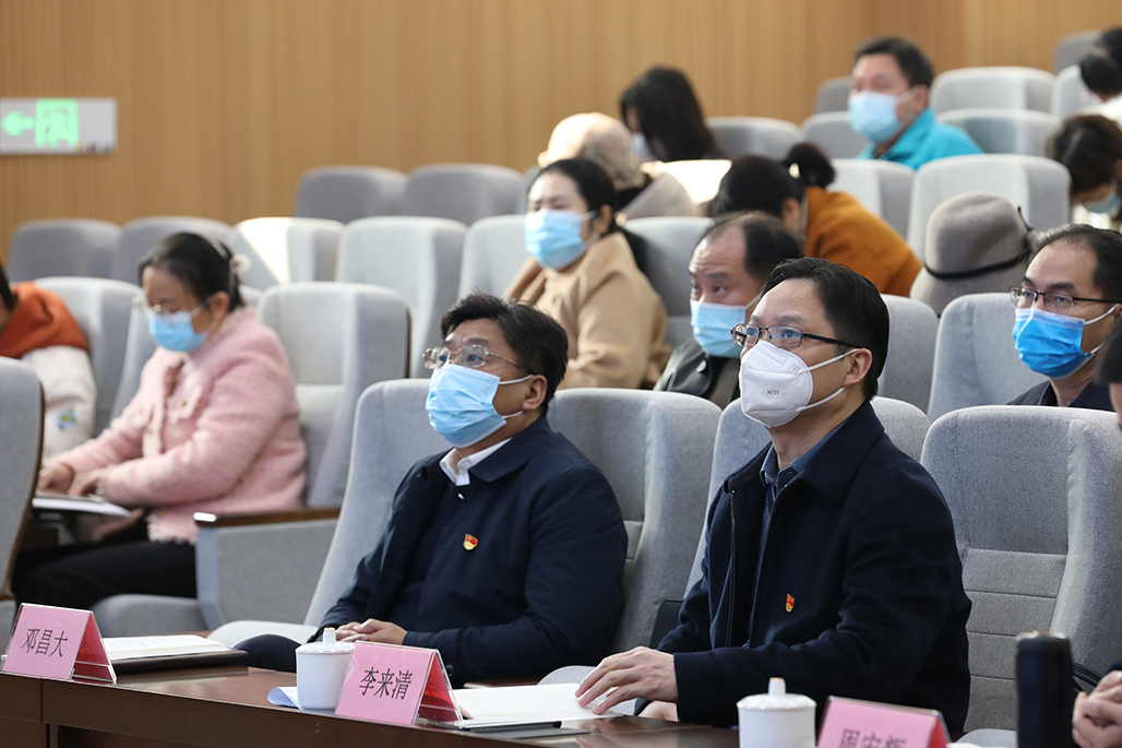 市委組織部部長、市委統(tǒng)戰(zhàn)部部長胡緒陽來衡陽幼兒師專宣講黨的二十大精神