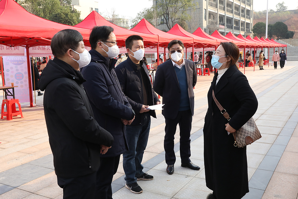 衡陽(yáng)幼兒師范高等專(zhuān)科學(xué)校舉行2023屆畢業(yè)生供需見(jiàn)面會(huì)