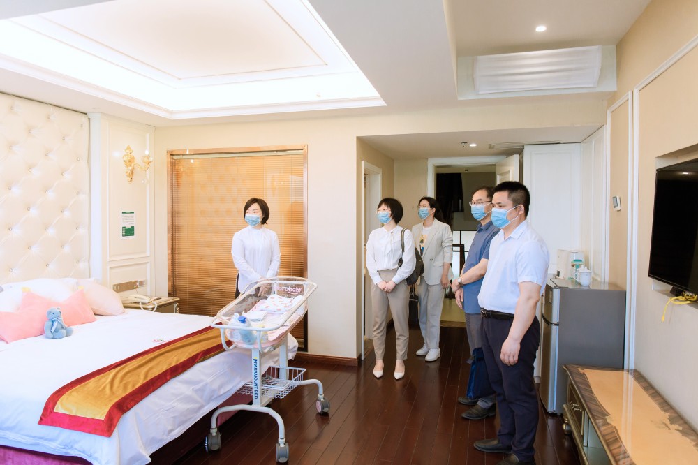 我校與薇愛美地簽署校企戰(zhàn)略合作協(xié)議 我校與薇愛美地簽署校企戰(zhàn)略合作協(xié)議