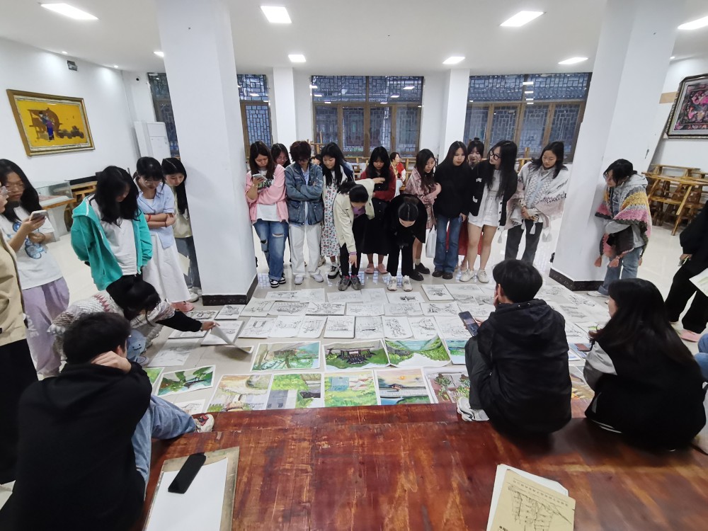 寫意湘西，紅色記憶丨2023年藝術(shù)系湘西寫生采風(fēng)側(cè)記