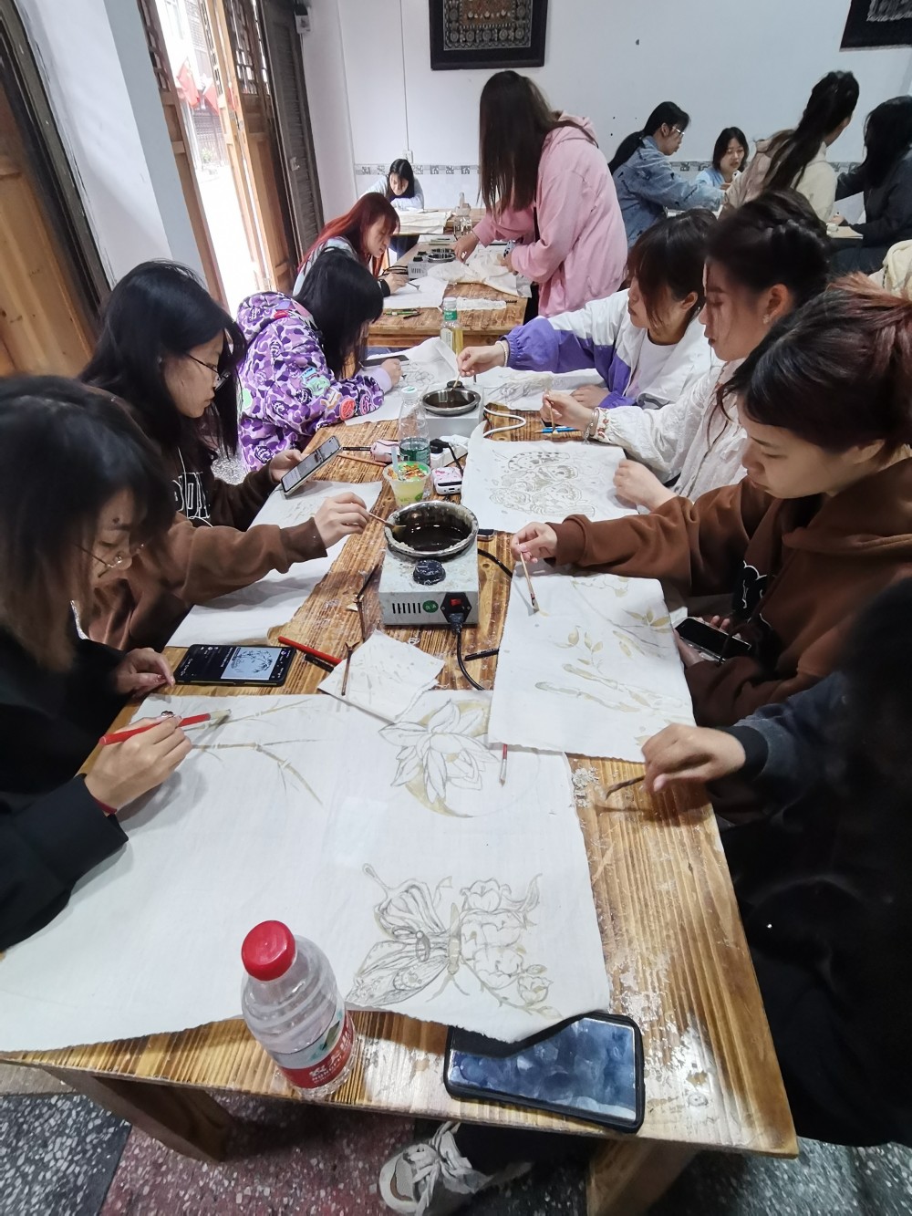 寫意湘西，紅色記憶丨2023年藝術(shù)系湘西寫生采風(fēng)側(cè)記