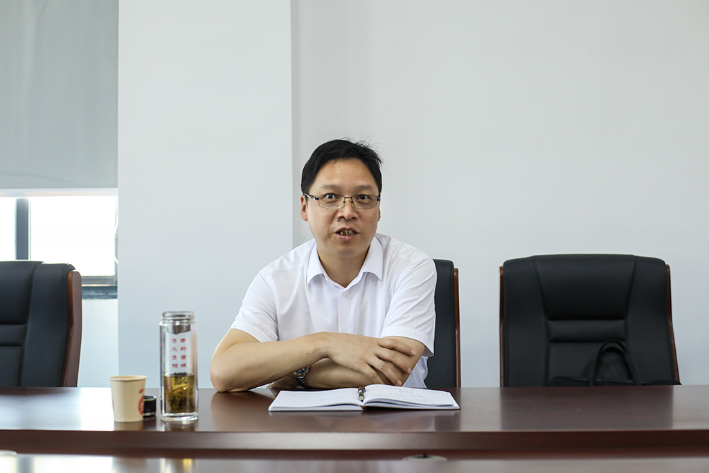 李來清調(diào)研藝術(shù)系基層黨建工作 李來清調(diào)研藝術(shù)系基層黨建工作