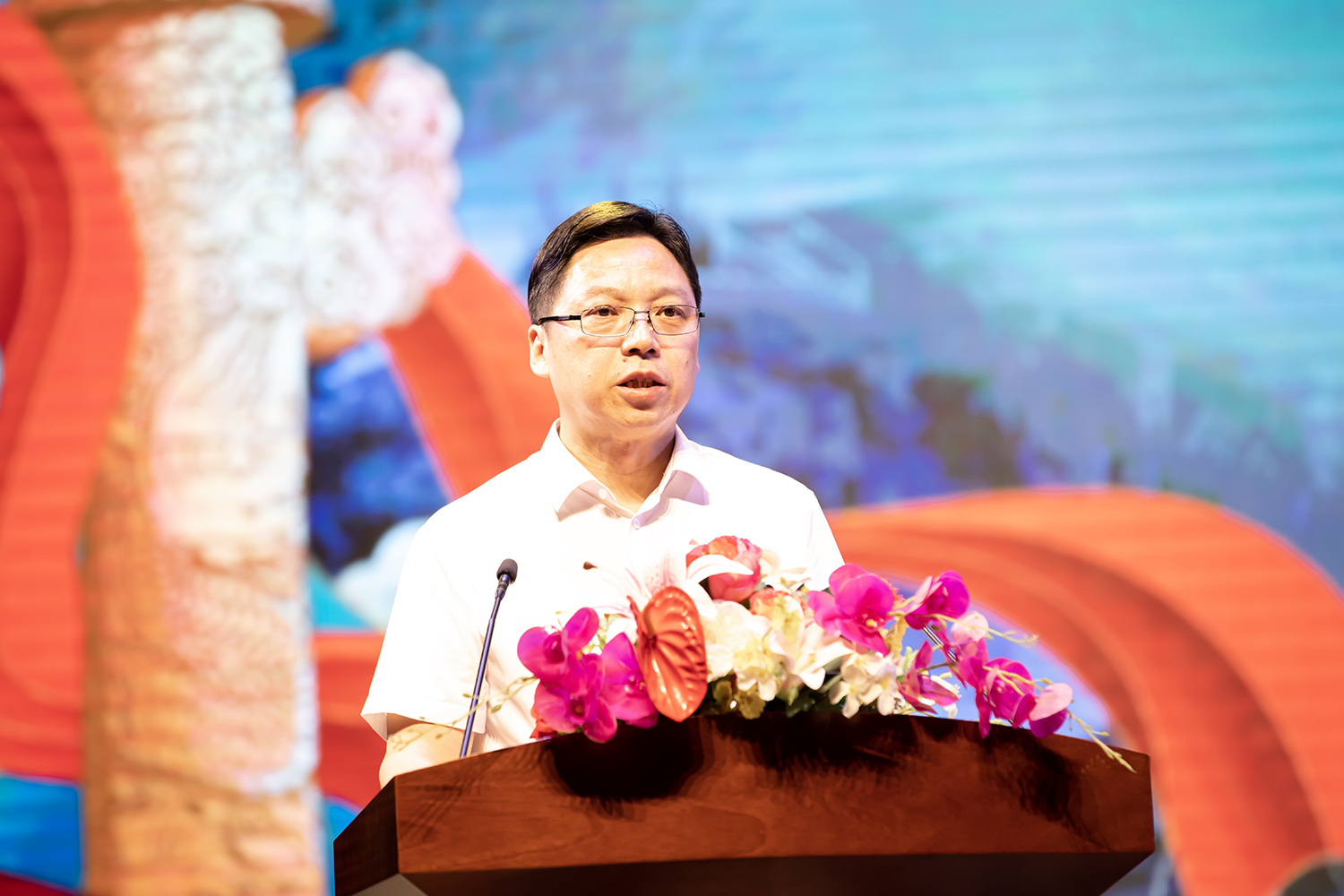 衡陽(yáng)幼兒師專舉行“以學(xué)鑄魂 藝心向黨”音樂(lè)專場(chǎng)演出