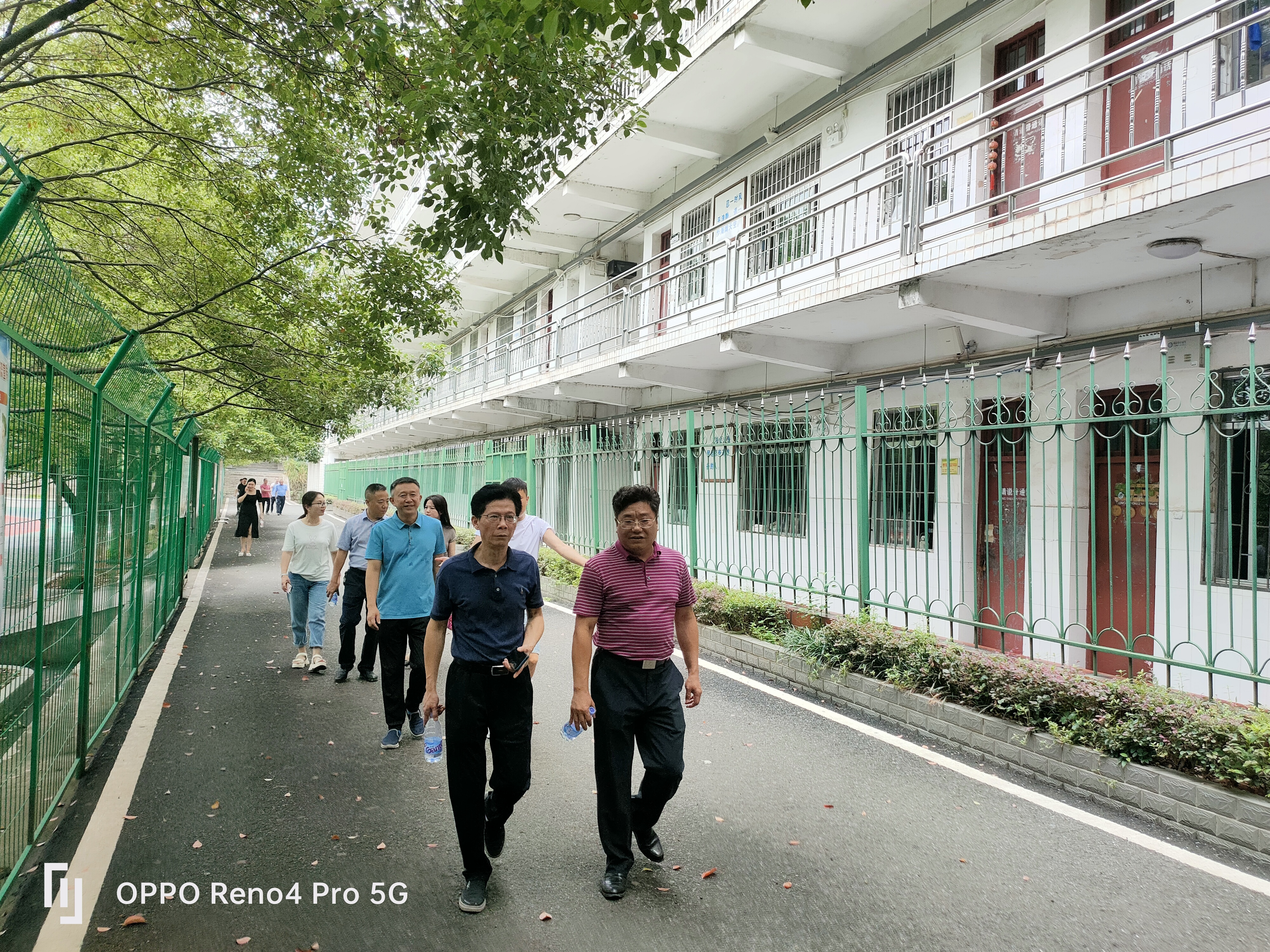 校長(zhǎng)鄧昌大一行到耒陽(yáng)校區(qū)調(diào)研指導(dǎo)工作